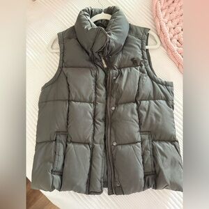 Abercrombie & Fitch Puffer Vest